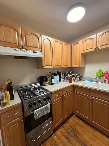 39 Hemenway St #1R Photo 1