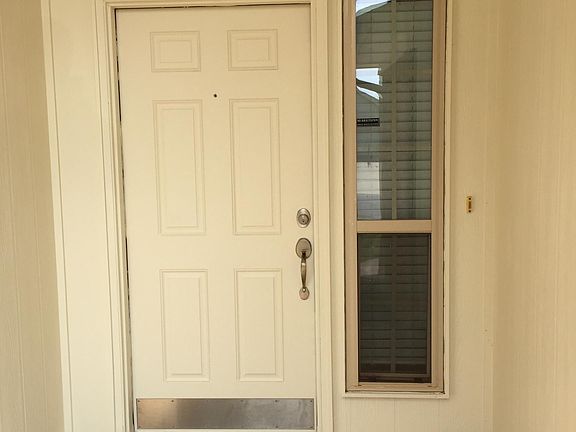 2nd image of 16028 Okalee Ln
