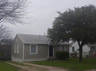 1717 Lawther Dr, River Oaks, TX 76114