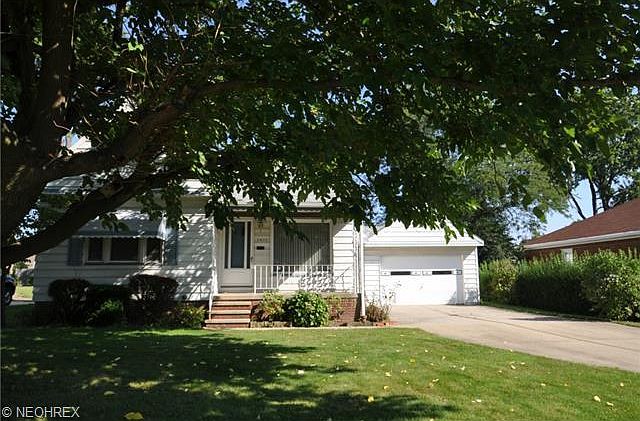 1st image of 2422 Lincoln Ave