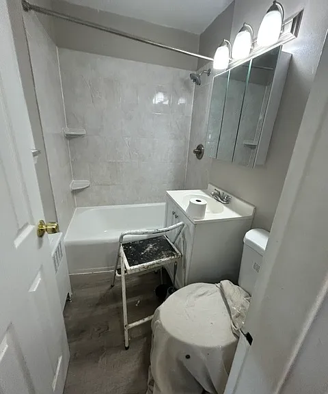 147 Vose Ave #B2 — Photo 3