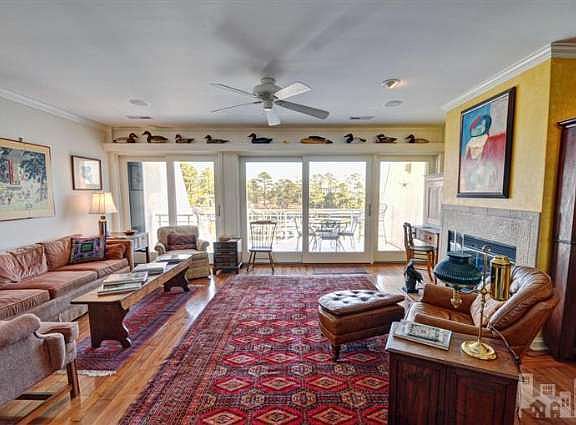 3rd image of 5407 Marina Club Dr