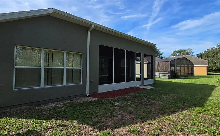 4170 SW 47th Ct — Photo 3