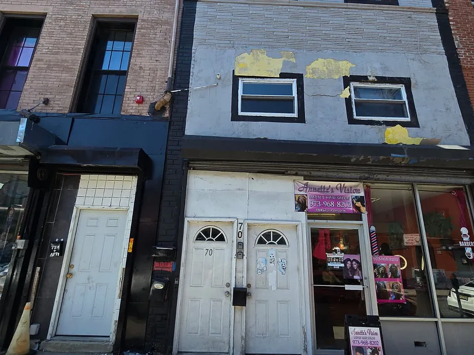 70 Main St #3A