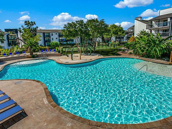 Pool View 2