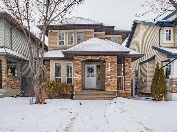 2224 Austin Way SW, Edmonton, AB T6W 0L2