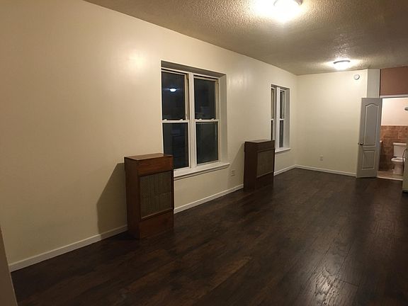 5th image of 492 Essex St
