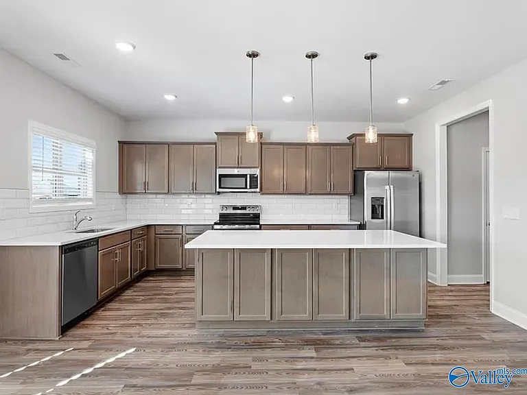 142 Ivy Vine Dr — Photo 5