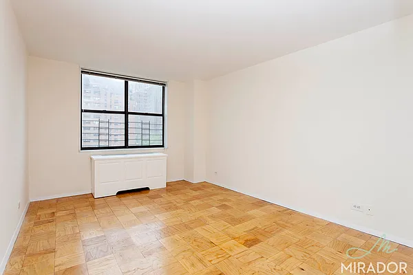 Rented by Mirador Real Estate | media 11