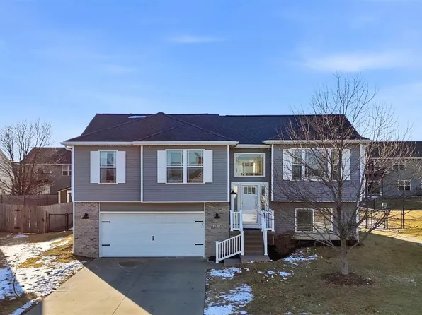 195 Cattail Ln, North Liberty, IA 52317