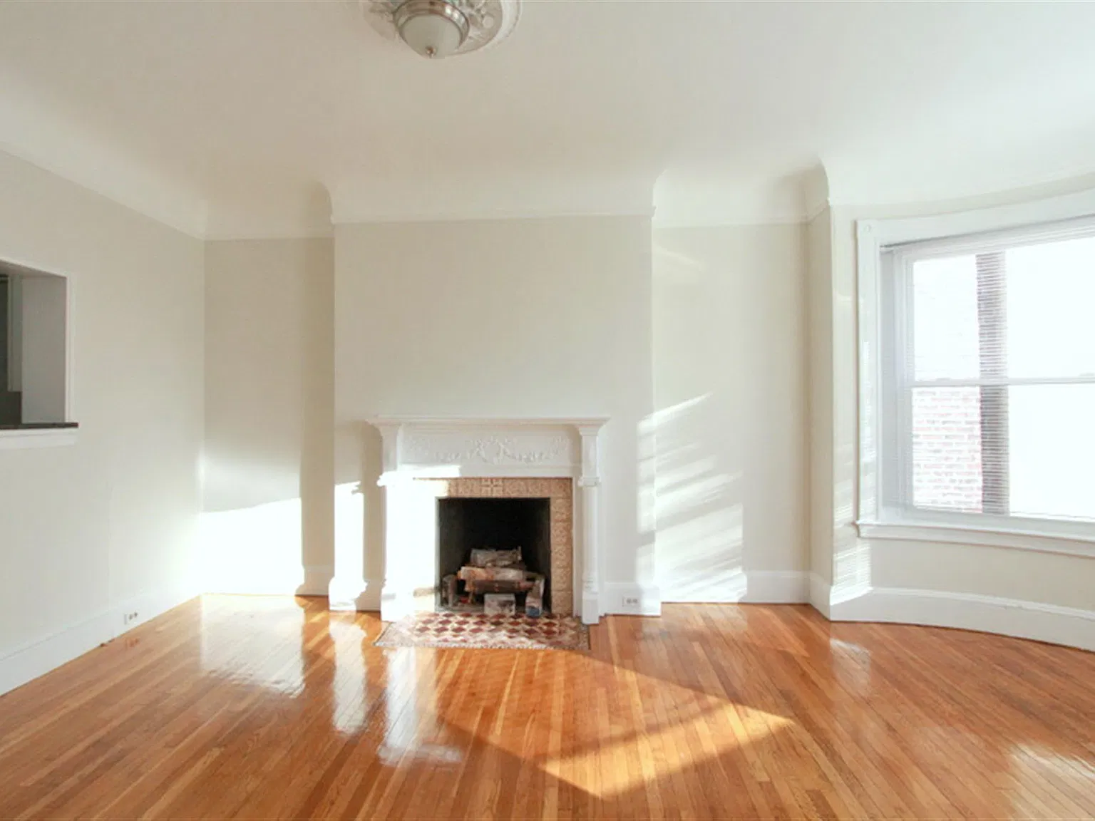 2 bed, $2,800 — Photo 4