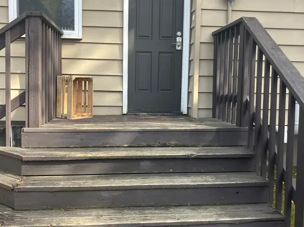 NE Rosa Parks Way (3106), 205 NE Rosa Parks Way #Basement, Portland, OR 97211