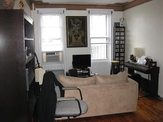 Rented by Brick Real Estate | media 34