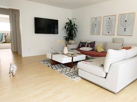 3rd image of 11275 Westminister Ave #213
