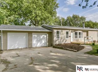 505 N 15th St, Ashland, NE 68003