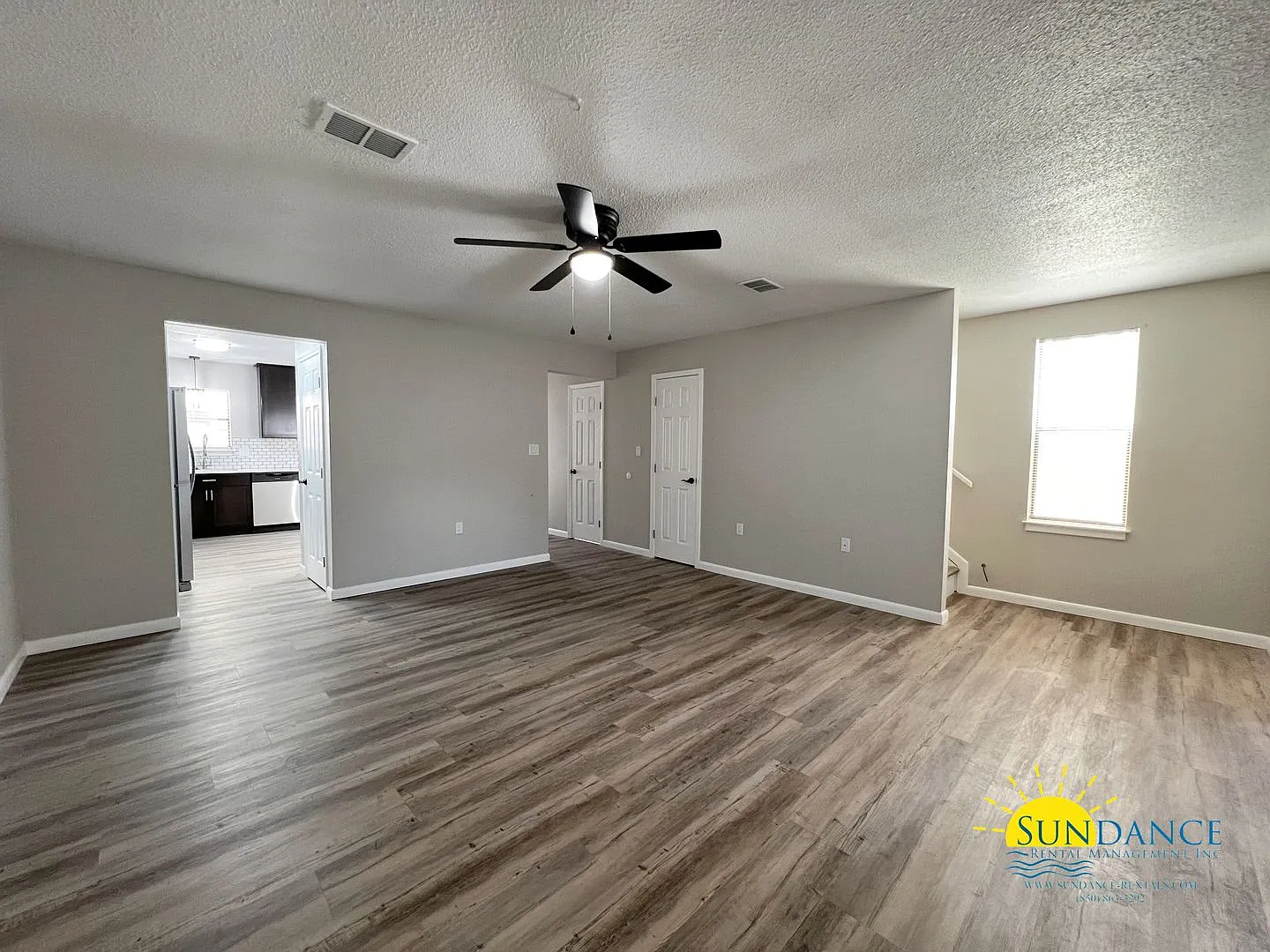 Fully Renovated 3 bedroom Home near Eglin AFB! — Photo 3