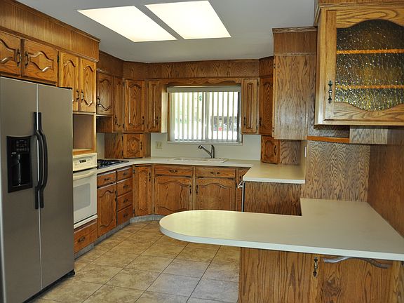 4th image of 3608 S Eastwood Dr