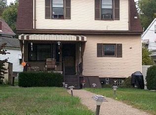 638 Woodward Ave, Mc Kees Rocks, PA 15136