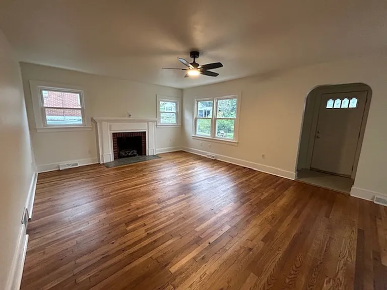 408 Orchard Dr — Photo 8