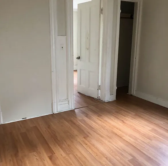11 Claremont Pl #2 — Photo 1