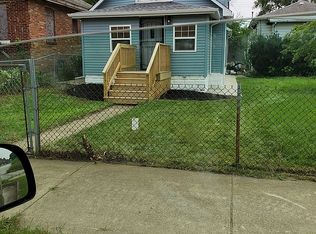 205 E 39th Ave, Gary, IN 46409