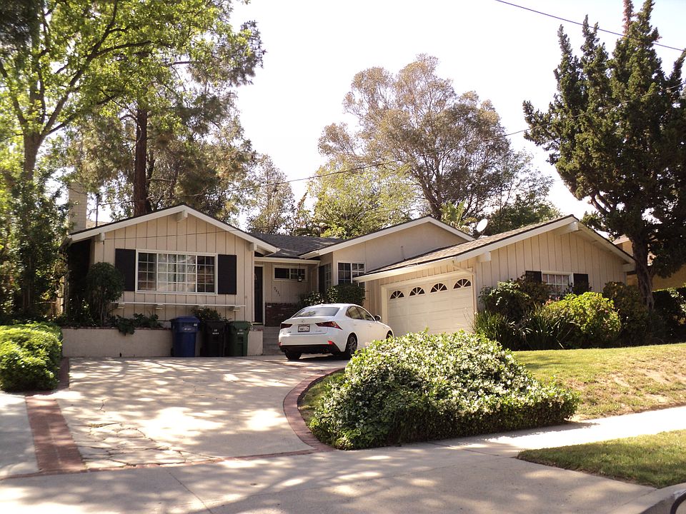 1st image of 9431 McLennan Ave