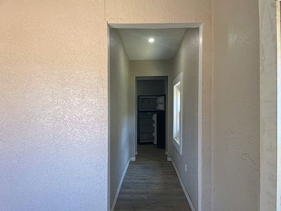 5th image of 4207 Walnut St #B