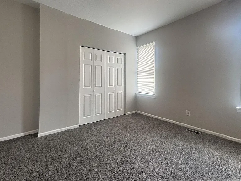 3329 Ridge Avenue — Photo 16