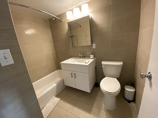 Rented by MySpaceNYC | media 30