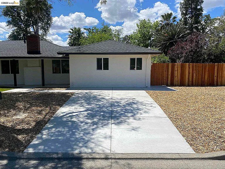 155 Taylor Blvd — Photo 27
