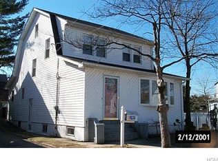 356 W Valley Stream Blvd, Valley Stream, NY 11580