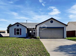 527 Bourneside Dr, Greenfield, IN 46140