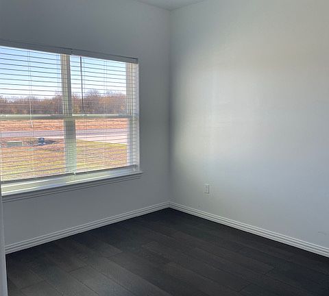 4th image of 70 Blackjack Cir