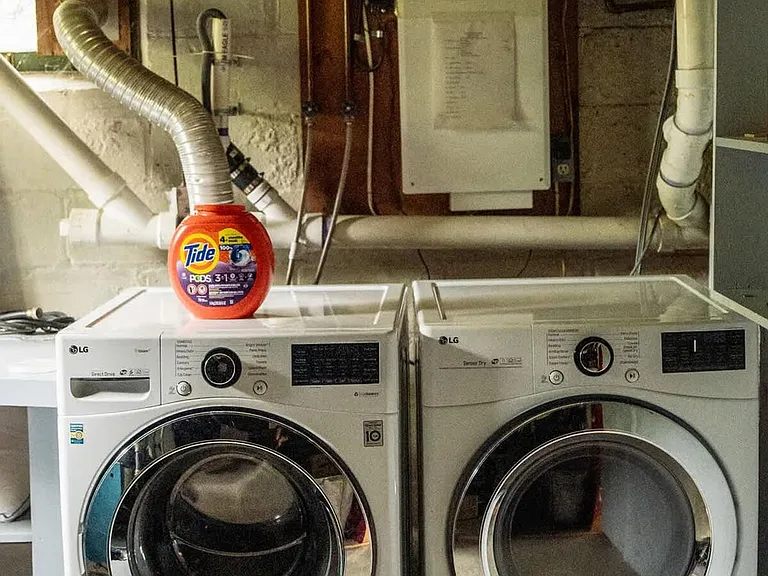 Laundry Room Cabinet