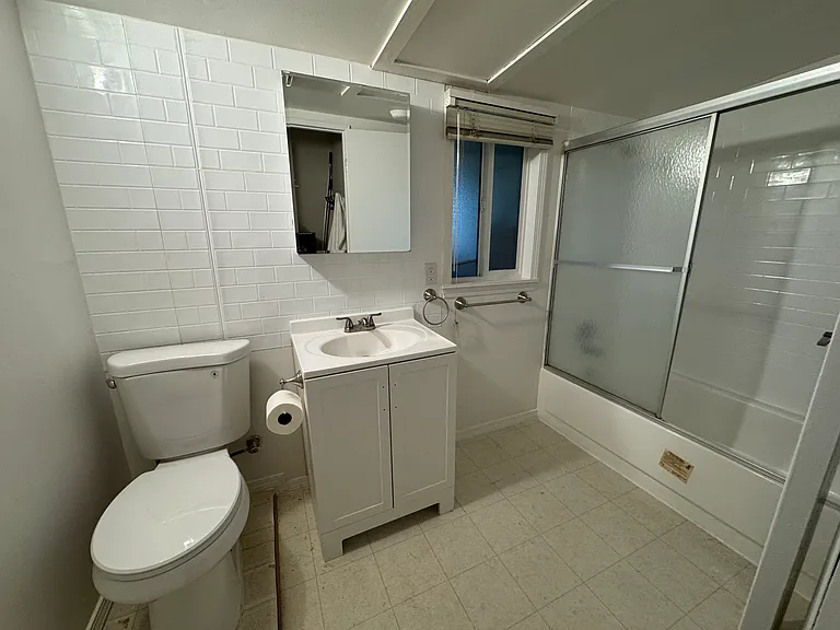 8513 Lawndale Ave SW — Photo 11