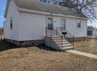 264 Cook Ave, Oconto, WI 54153