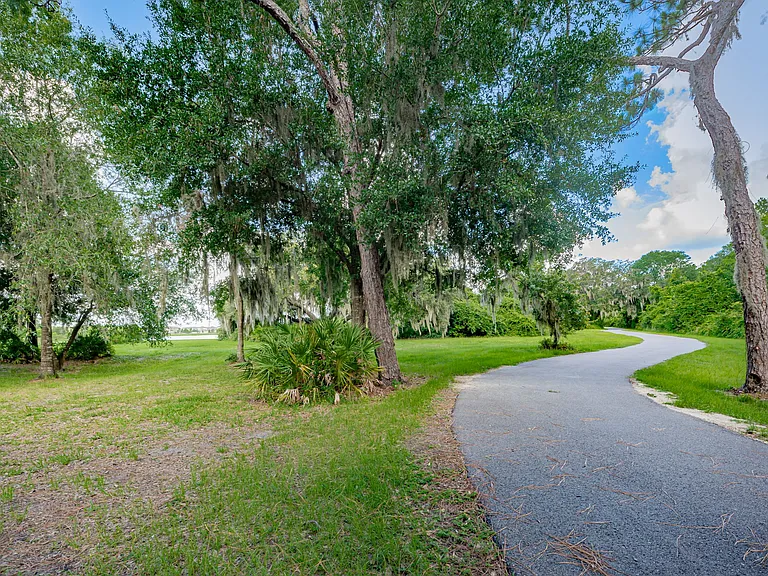 160-web-or-mls-111-Cunningham Park_06112026