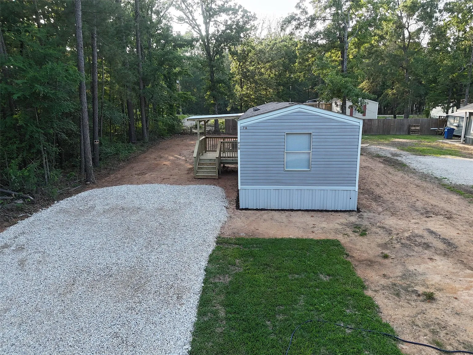 3 bed, 2.0 bath, 1056 sqft, $1,250 — Photo 2