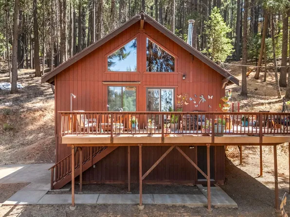 5299 Sierra Springs Dr, Pollock Pines, CA 95726