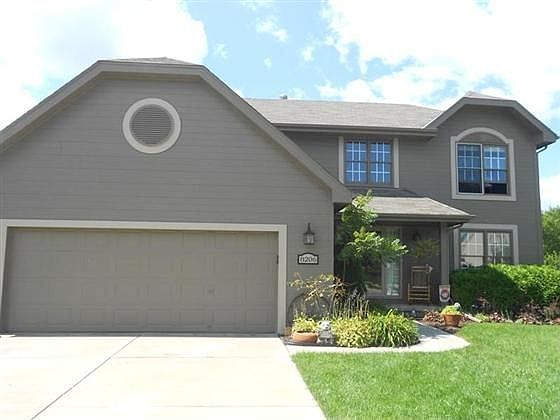 1st image of 8206 S 101st St