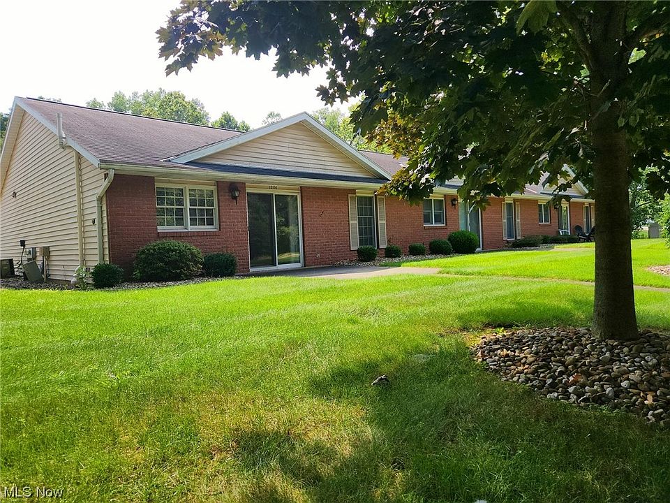 1st image of 1201 Hillcrest Dr