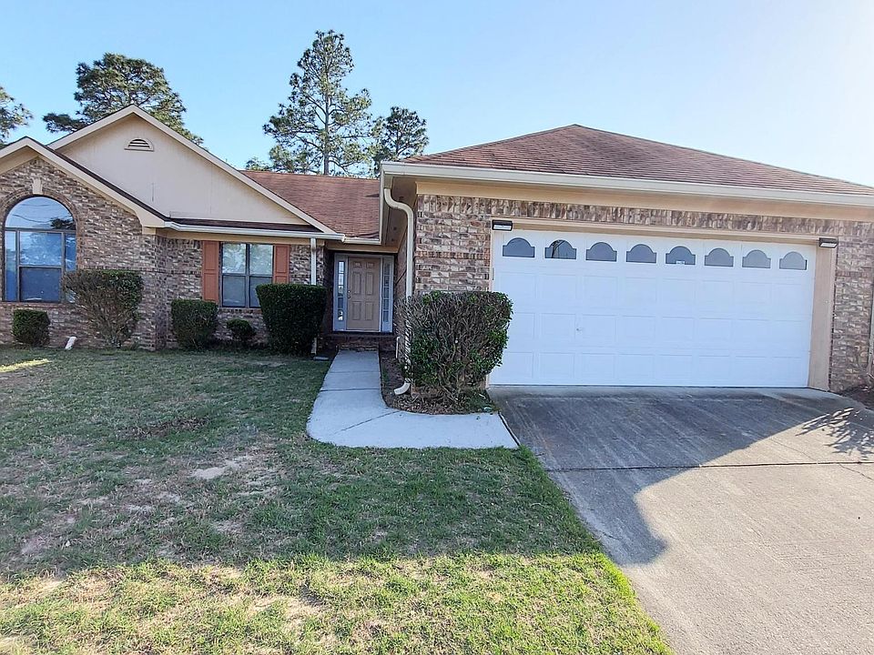 1st image of 3212 Darwood Dr