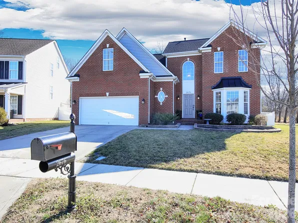 2676 Sunberry Ln NW, Concord, NC 28027