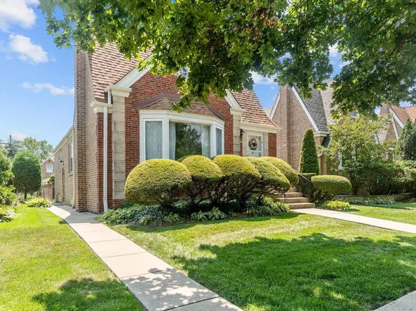 6963 W School St, Chicago, IL 60634