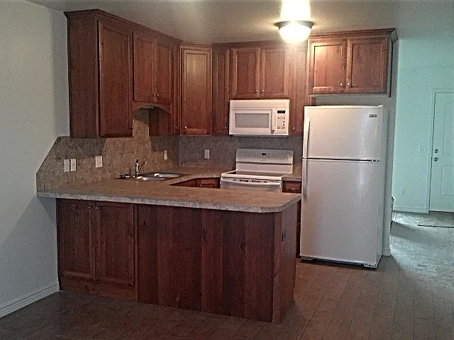 2767 S 2400 W — Photo 4