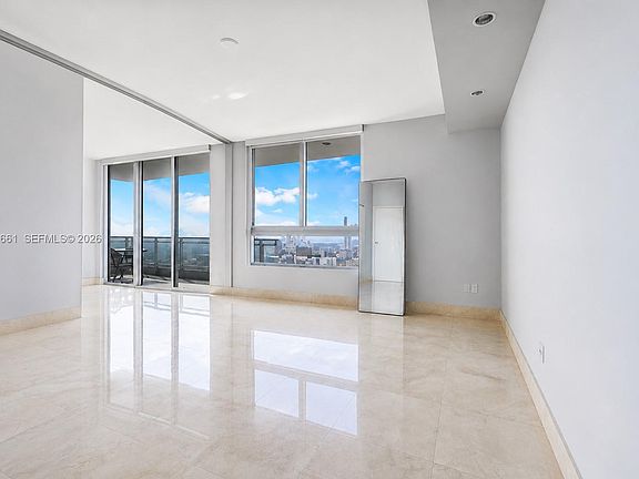 3rd image of 90 SW 3rd St APT 3110