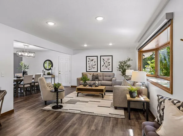 2301 Flag Ave S, Saint Louis Park, MN 55426