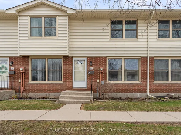 51 Sholto Dr #96, London, ON N6E 2H9