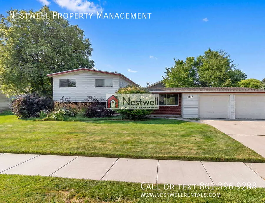 Fabulous 4-bed home in Salt Lake City! — Photo 2