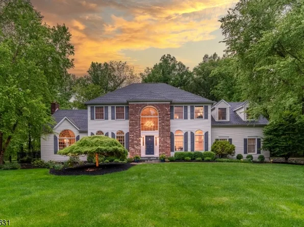 19 Sutton Farm Rd, Delaware Twp., NJ 08822